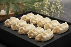 Гёдзы с неркой и овощами 240г приготовленные на пару замороженные